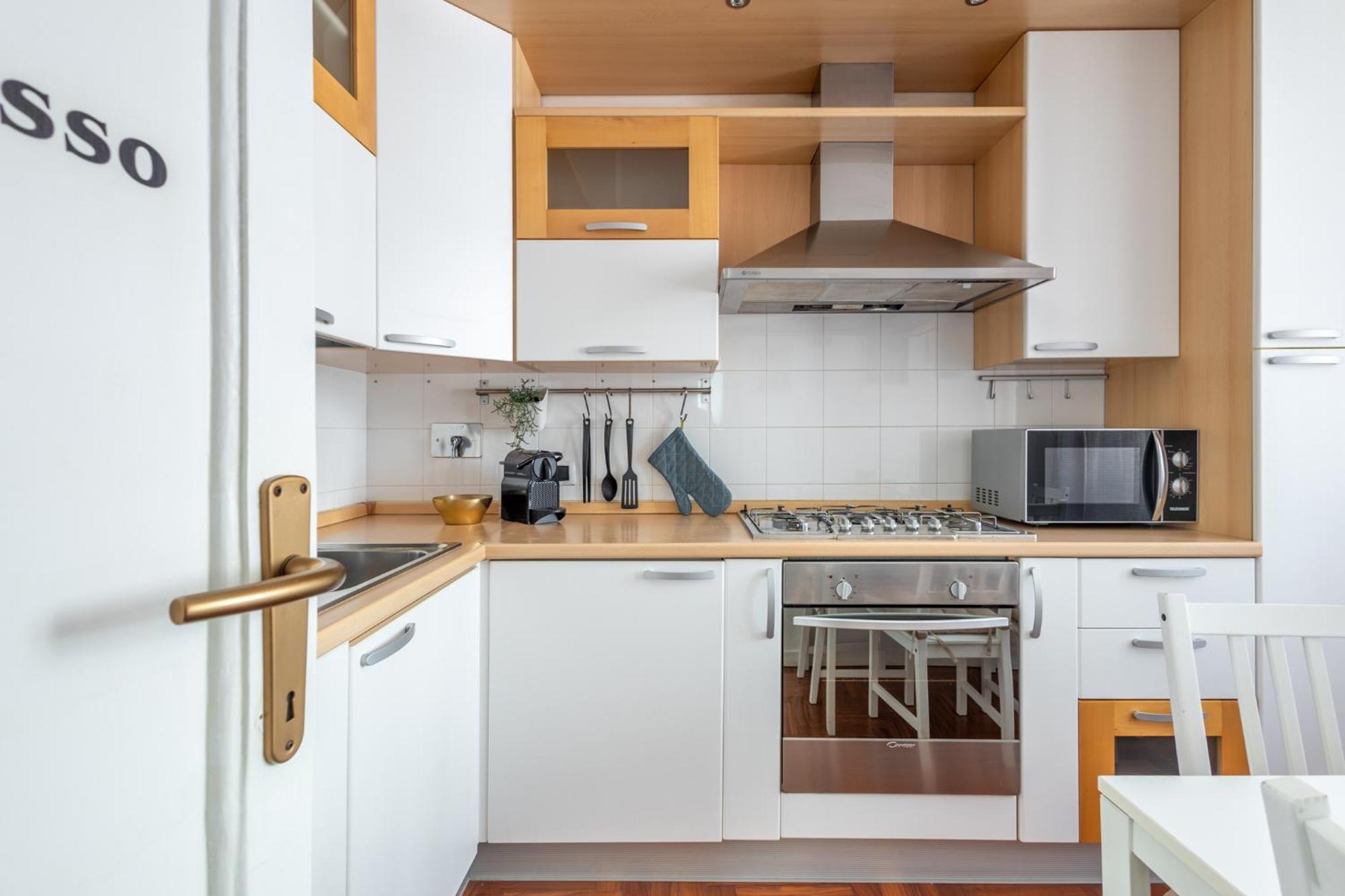 Your Elegant Loft At Termini Station Рим Экстерьер фото