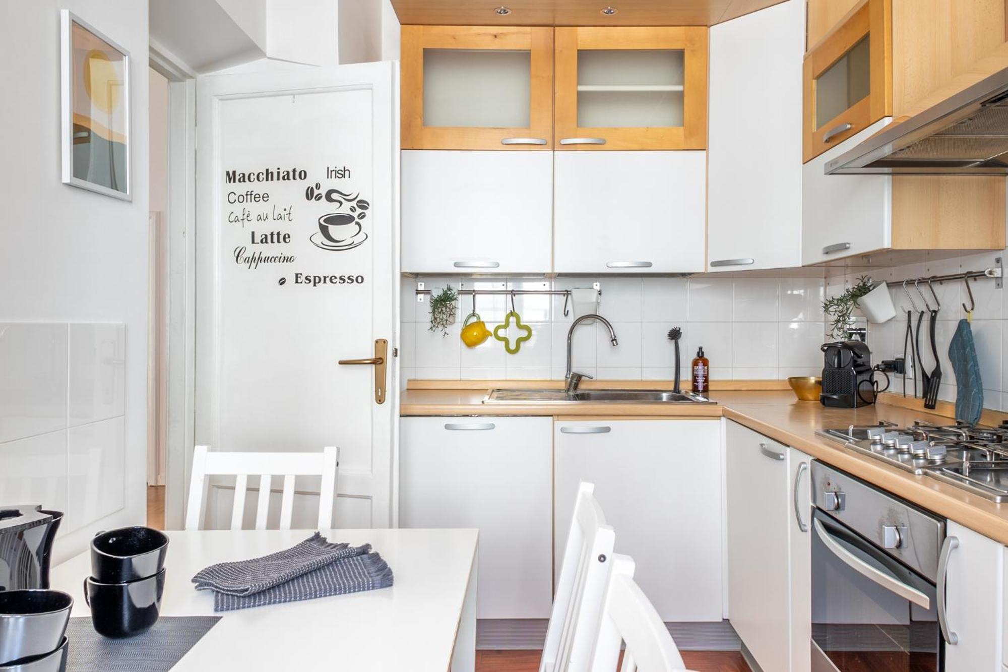 Your Elegant Loft At Termini Station Рим Экстерьер фото