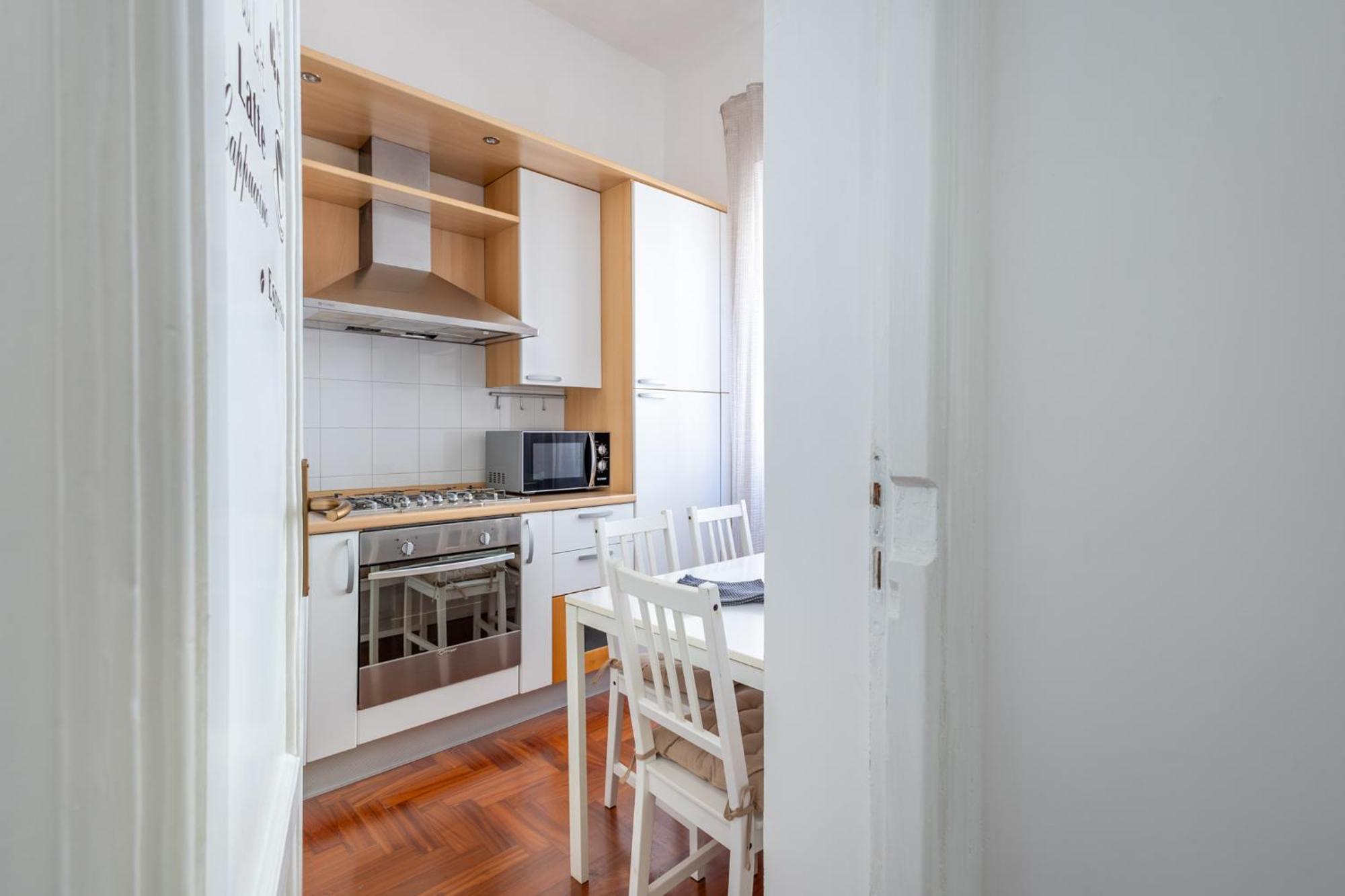 Your Elegant Loft At Termini Station Рим Экстерьер фото